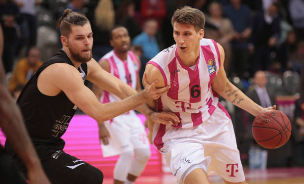 新了青年球 新了青年球